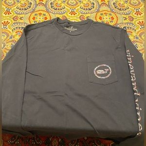 Vineyard Vines Long-Sleeve T-Shirt. Men’s Small.
